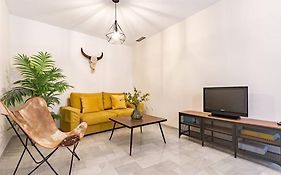 Divina Central Style by Valcambre
